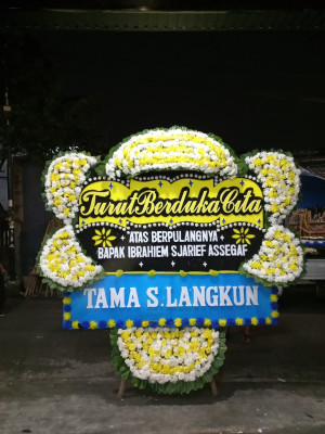 Papan Bunga Duka di Nangka